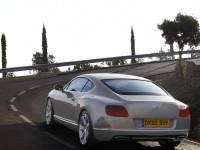 Bentley Continental GT 2011 photo