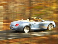 Bentley Continental GTC 2005 photo